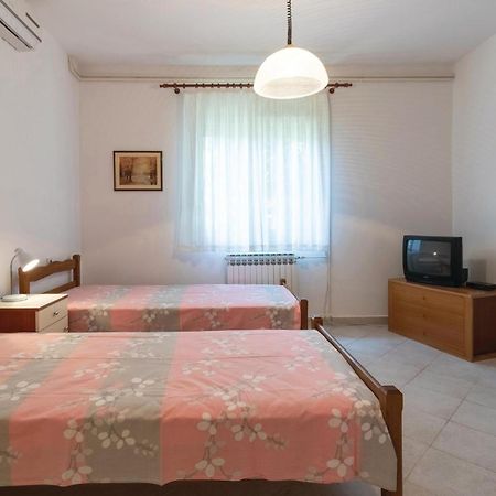 Nice Apartment In Zadar With Kitchen Dış mekan fotoğraf